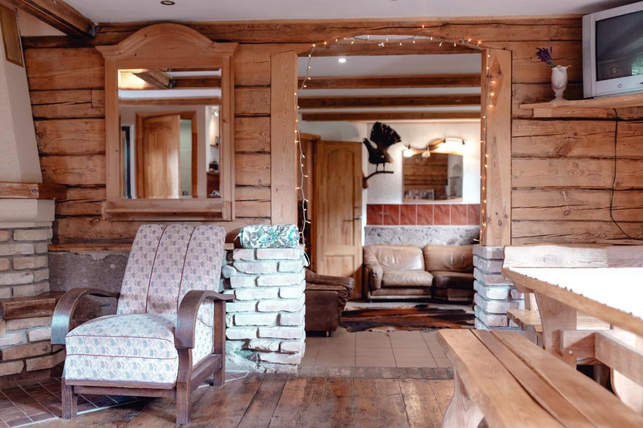 Jauneglites Skulte  Extérieur photo